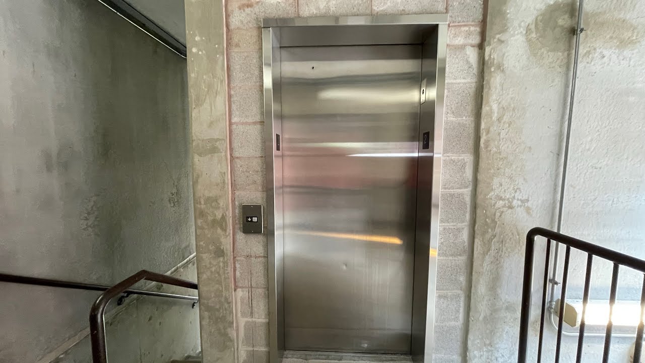 Otis Series 1 Parking Garage Elevator at The Glen Town Center, Glenview Illinois