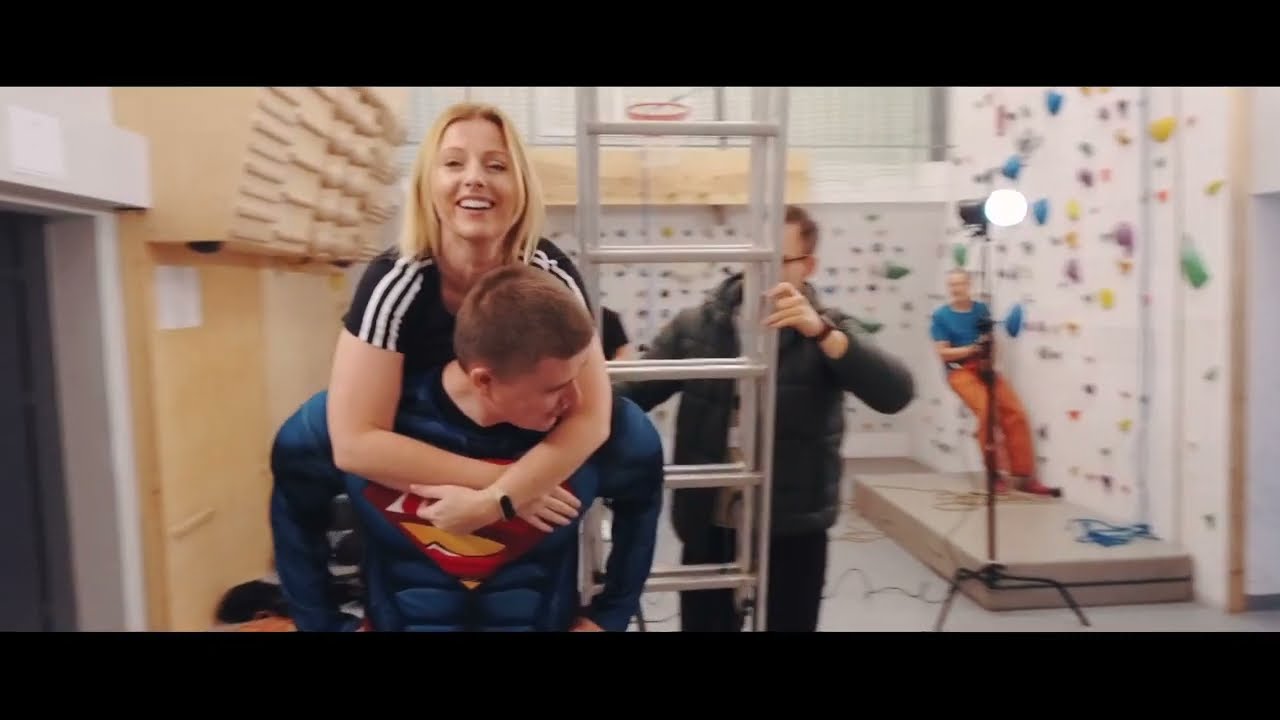 SuperPOMAX Backstage