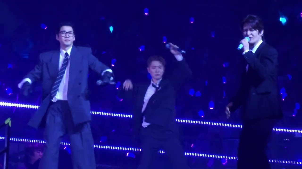 god 어머님께 | 20251207 iconic box