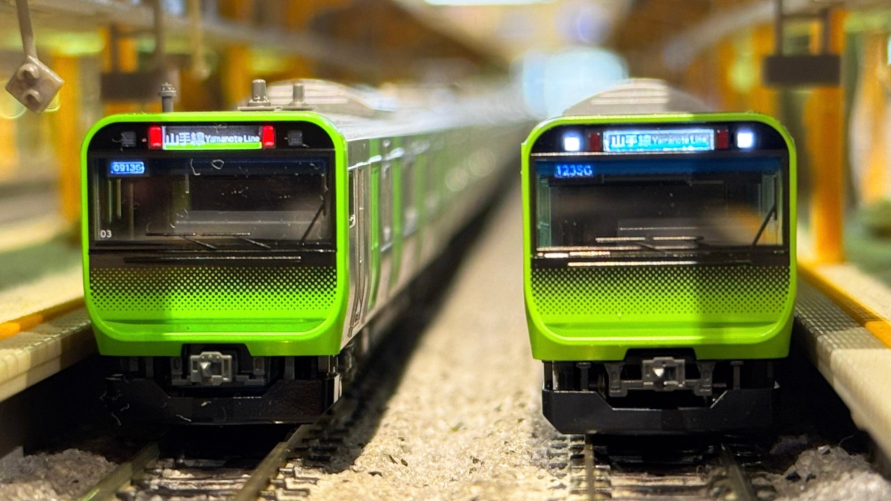 KATO против TOMIX: Поезд E235 Yamanote в масштабе N! Какой из них реалистичнее? Большое сравнение!