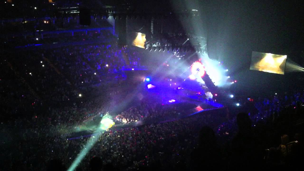 Katy Perry @ O2 Arena -  Encore -  FireWork