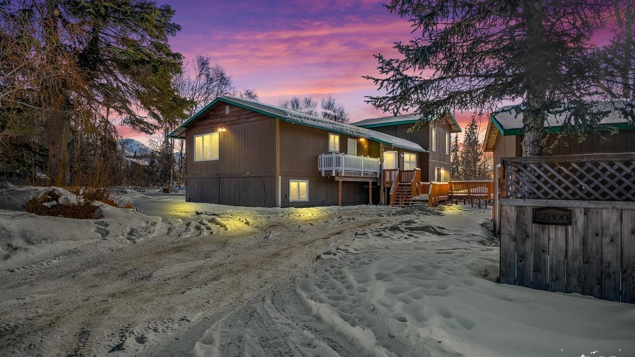 12800 Foster Rd, Anchorage, AK