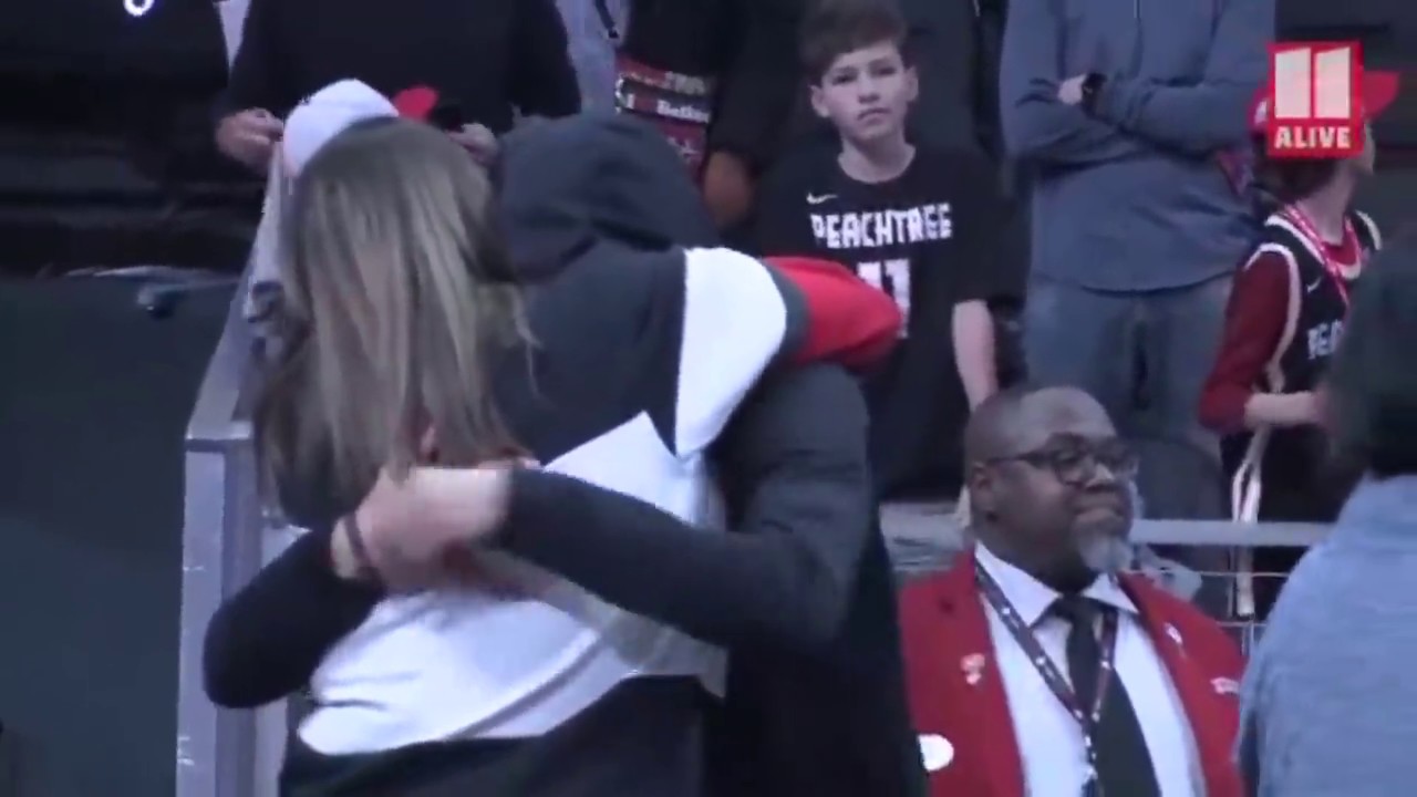 Kobe Bryant death | Trae Young shares emotional moment with family before game