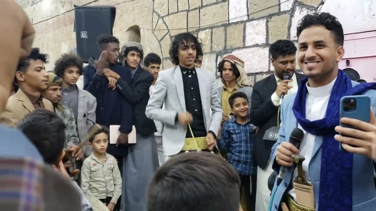 هاشد   اقوووووو زفه ا  نو ستاذ محمد الخولاني وقوووو برع رمزي المسوري