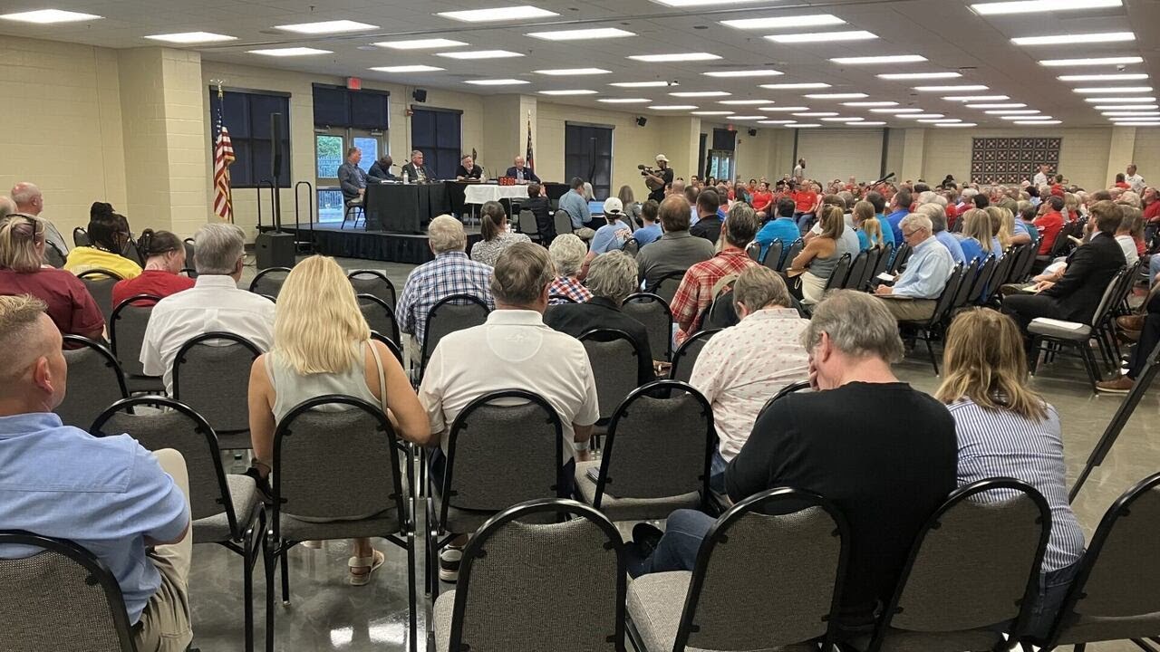 Coweta County holds public hearing on data center ordinance