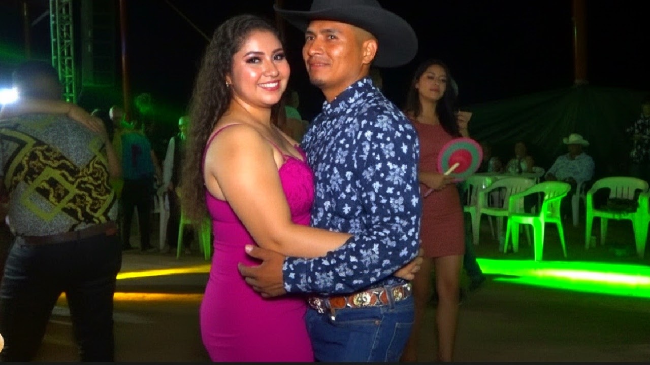 Ayayay Mamita linda que chulos bailes--Salud !! Hasta las 6 de la mañana-Puras canciones rancheras