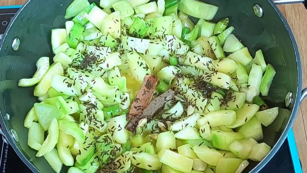 kashmiri alle recipe // gourd // arbi alle recipe // madina alle recipe// kashmiri doud alle recipe