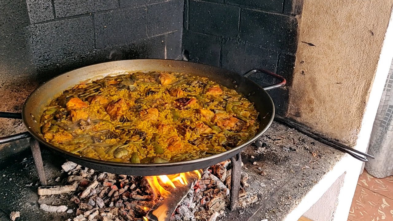 Making Paella Valenciana | Europe Trip | Spring 2023