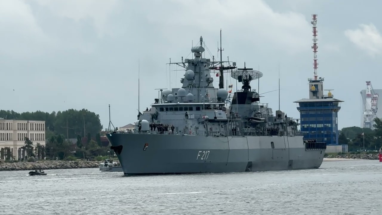 Baltops 2025: фрегат Bavaria (F 217) Листья Росток Хафен 5.6.2025