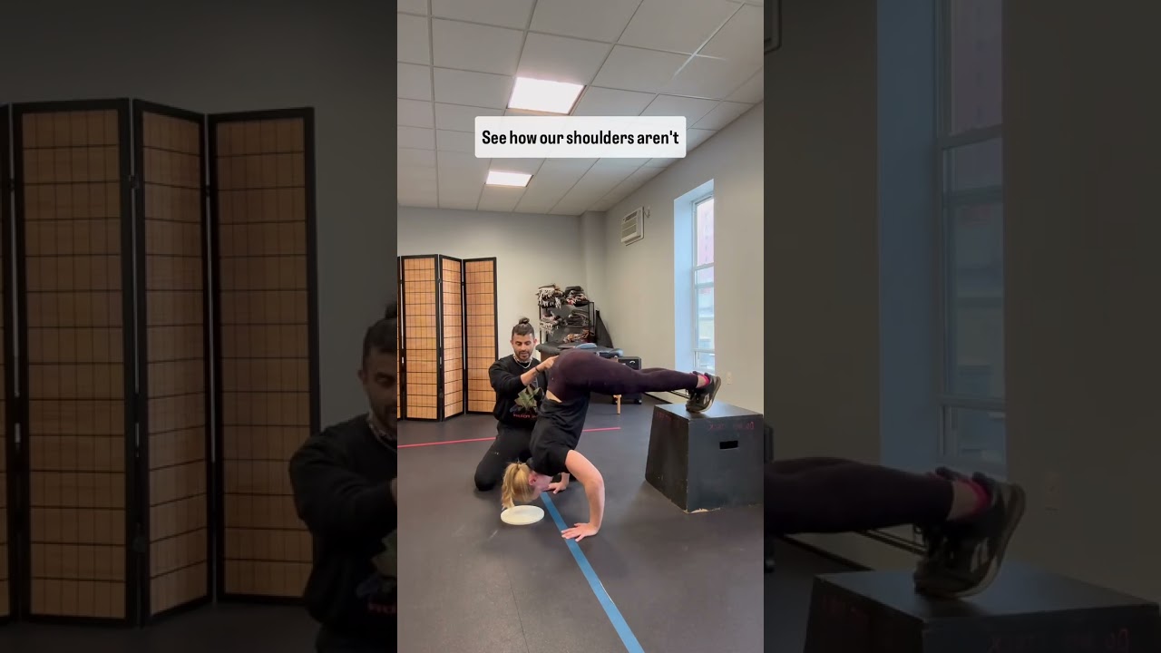 Box Piked Handstand Push-ups