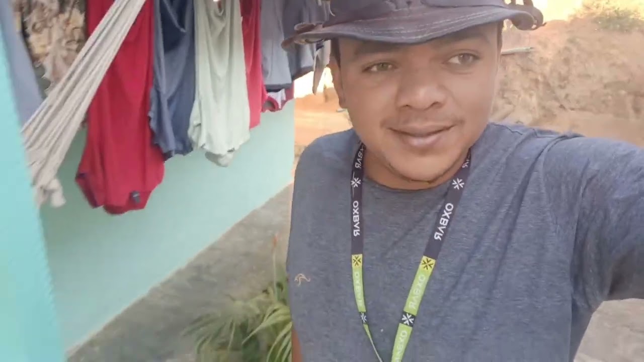 Fomos a roça e a entrega ao seu Severino nosso escrito graças a Deus 