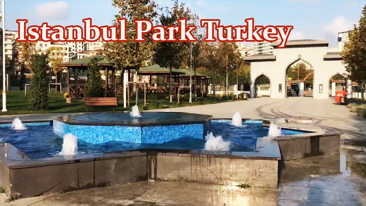 Walking on Şehitler Park Istanbul Turkey