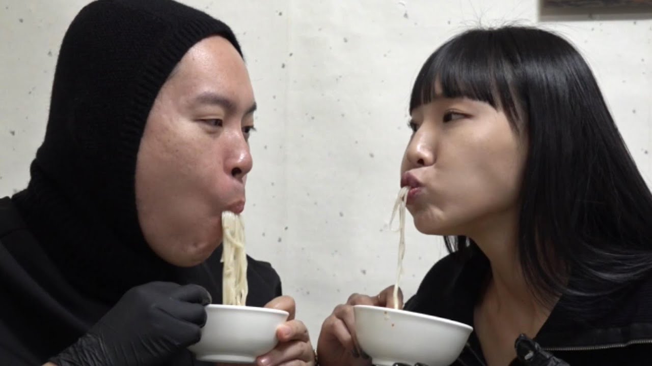 차가울 것 같았던 얼음공주와 대구 물베기거리 먹방 데이트