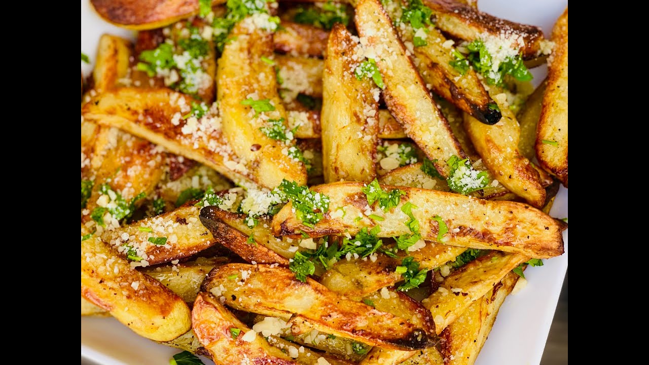 Garlic Parmesan Potato Wedges