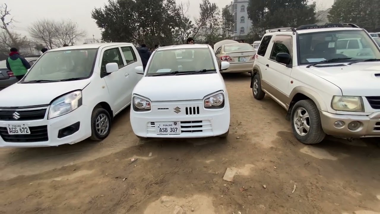 Gujranwala Car Jumah Bazar Low Price Car For Sale In Car Mandi Pakistan  January 2026