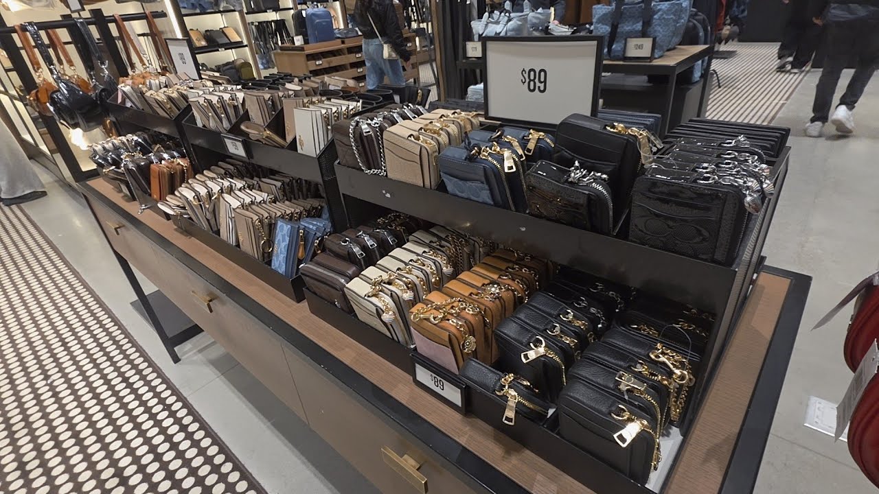🛍NEWEST~COACH OUTLET! NEW COLLECTION~ BAGS- WALLETS & MORE~ LET'S GO BROWSING WITH ME~ CLEARANCES