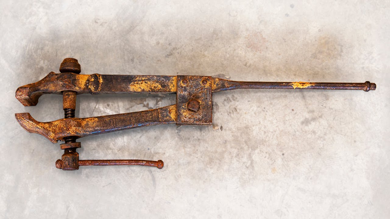Old Post Vise Restoration w/ @AnneofAllTrades and @ijessup
