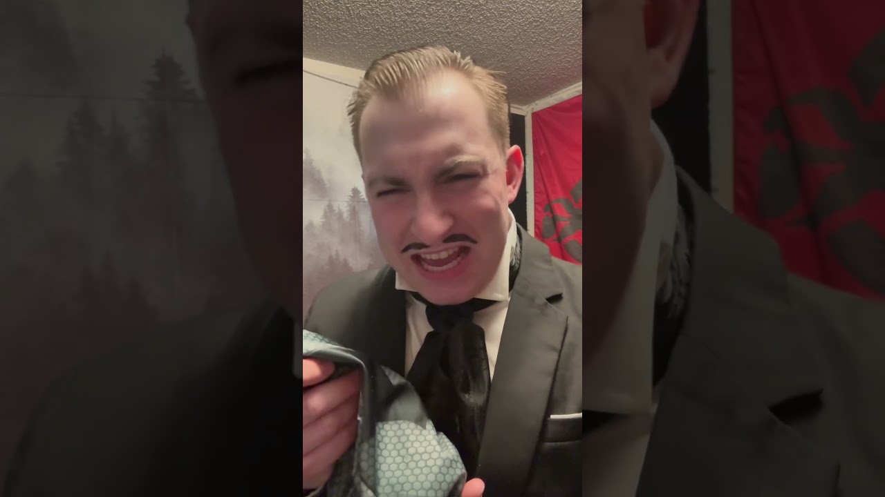 Return of the King #batman #thebatman #comedy #jokes #joke #meme #memes #viralvideo #viralshorts #dc