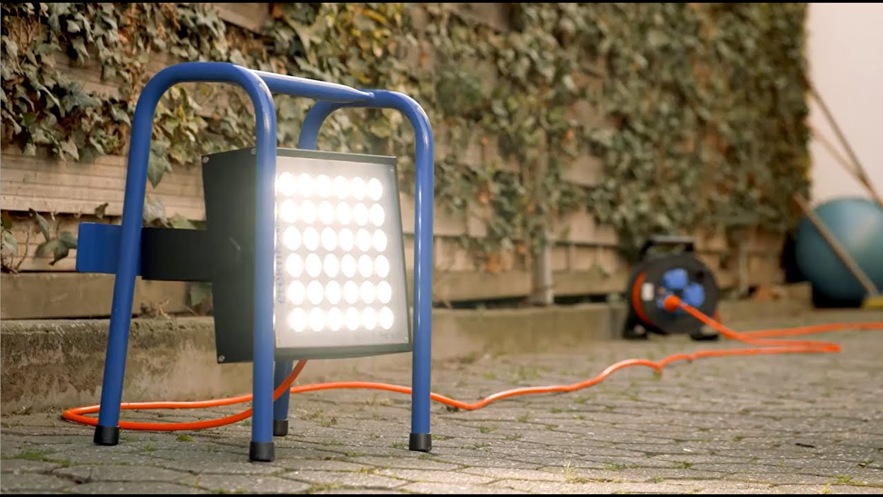 LED-Kompakt-Arbeitsleuchte 100W im Praxis-Test