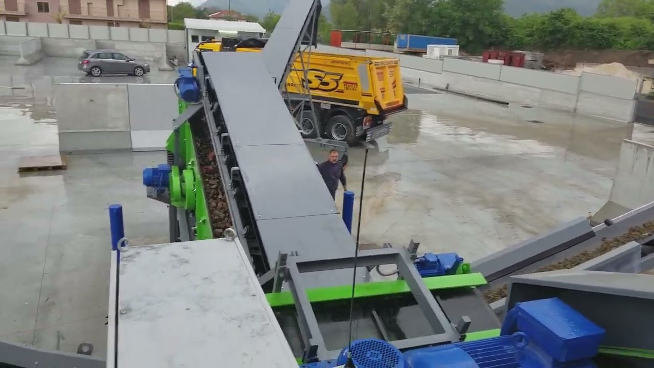 Come avviene frantumazione, vagliatura, riciclo, trattamento inerti. How to make crushing screening