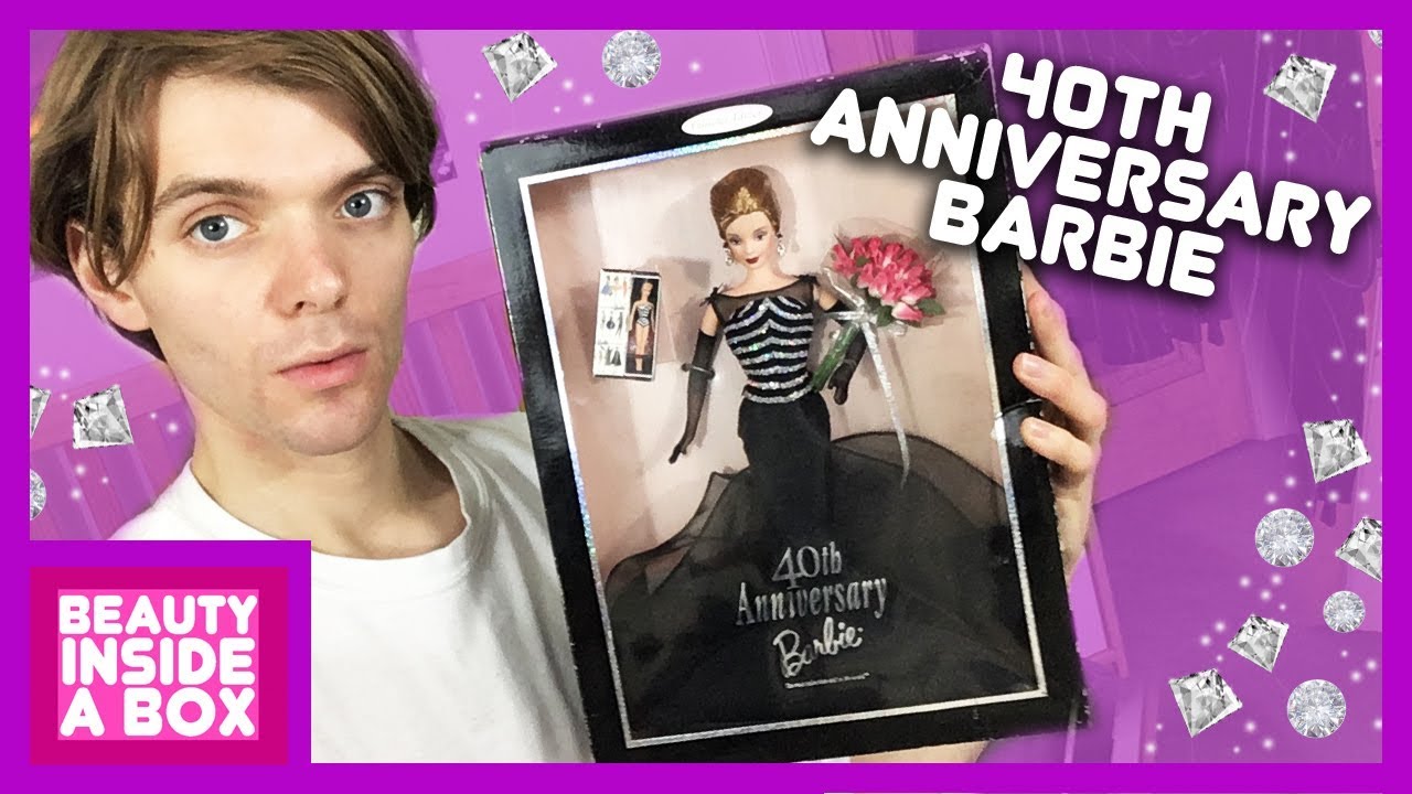 40th Anniversary Barbie (1999) - Doll Review - Beauty Inside A Box