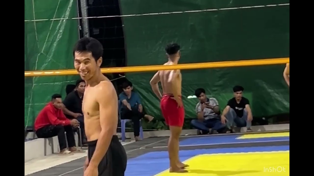តុងលើអាកាស បាំងSuperក្រាញ់មួយ ដូចស្មៅមួយទងចឹង