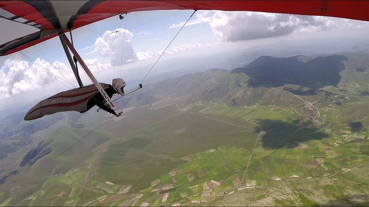 Castelluccio In Blossom2016 -2K