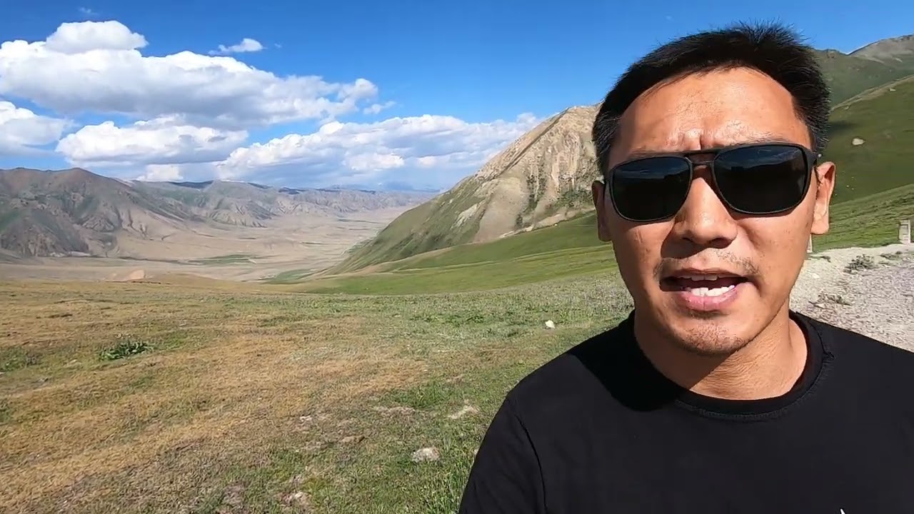 way to Sonkol lake, Kyrgyzstan