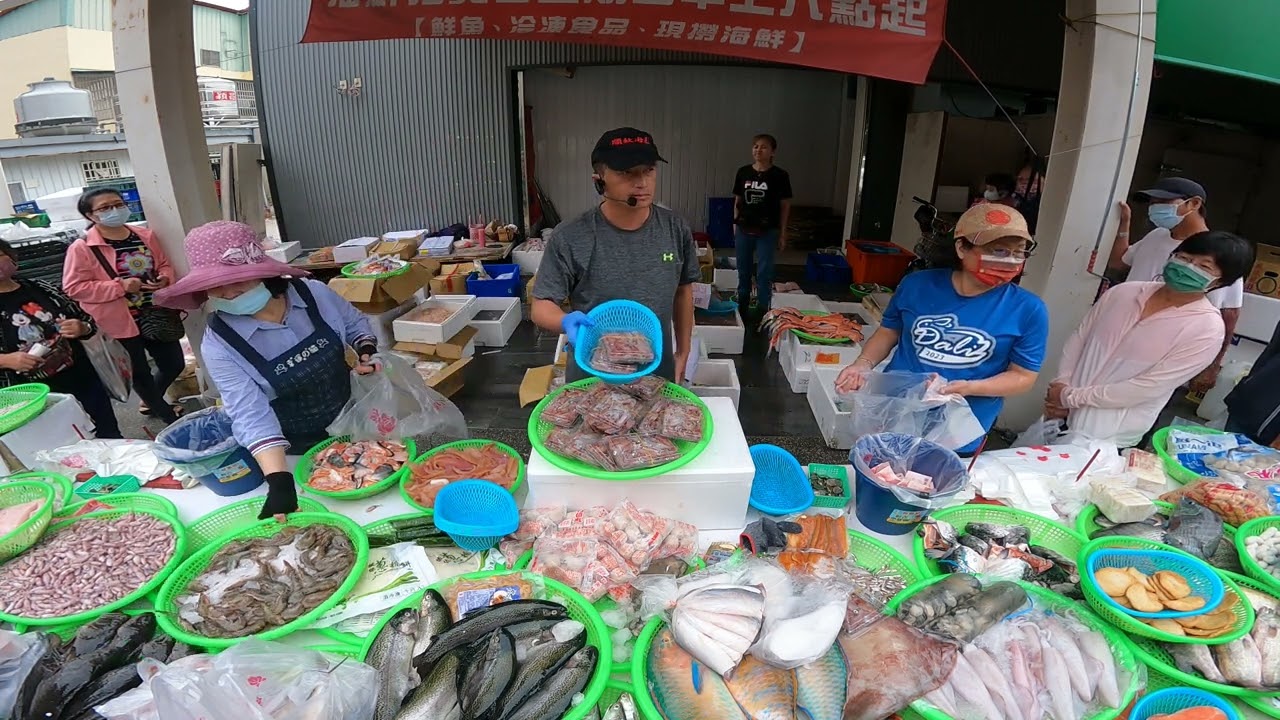 台中大里鳳城街100號對面海鮮叫賣 海師傅  3