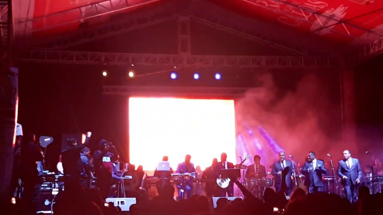 Así es el amor/Paloma ajena/Basta  ya mi amor/ llama de amor. Agua Marina en vivo Pasto