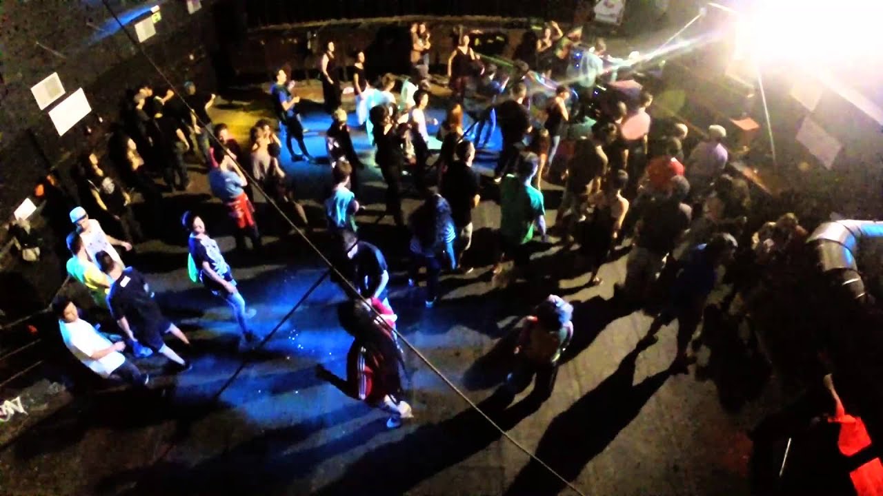 LAST TUNE: DUB VALLE HIFI + QUEDAMAWE FYAH SOUND SYTEM @ SALA EL TREN