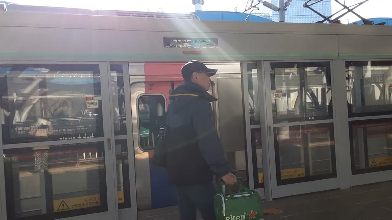 경의중앙선 용문행 수색역 발차