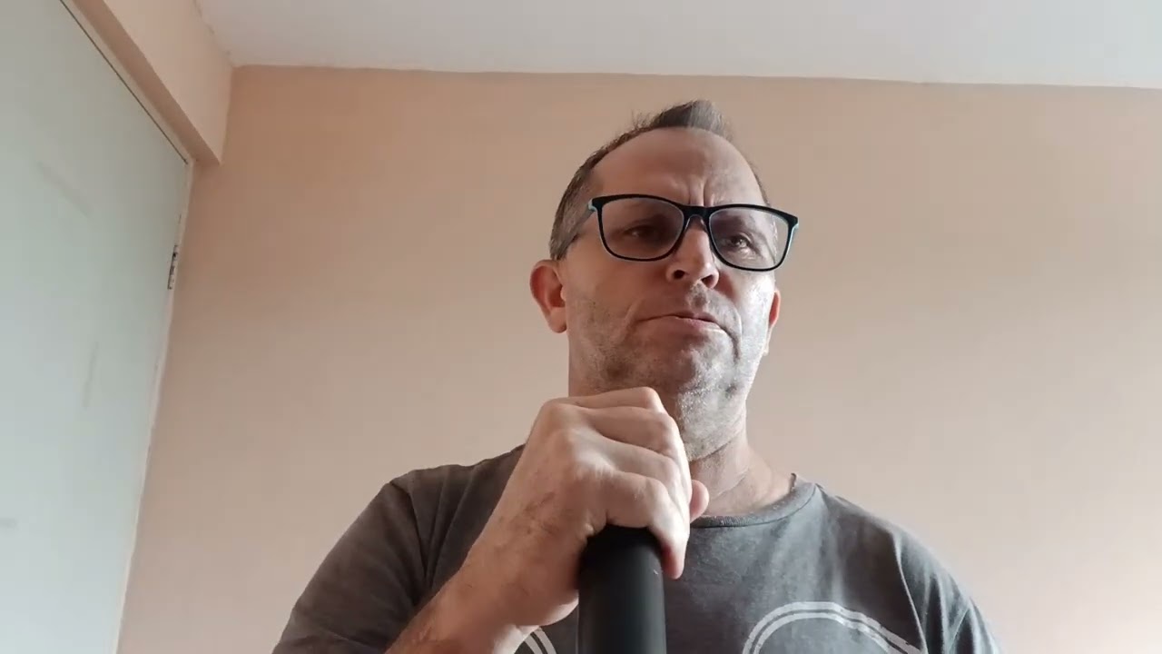 vídeo de luis de moura música de Reginaldo Rossi Em plena lua de mel-música de Leandro leonardo 