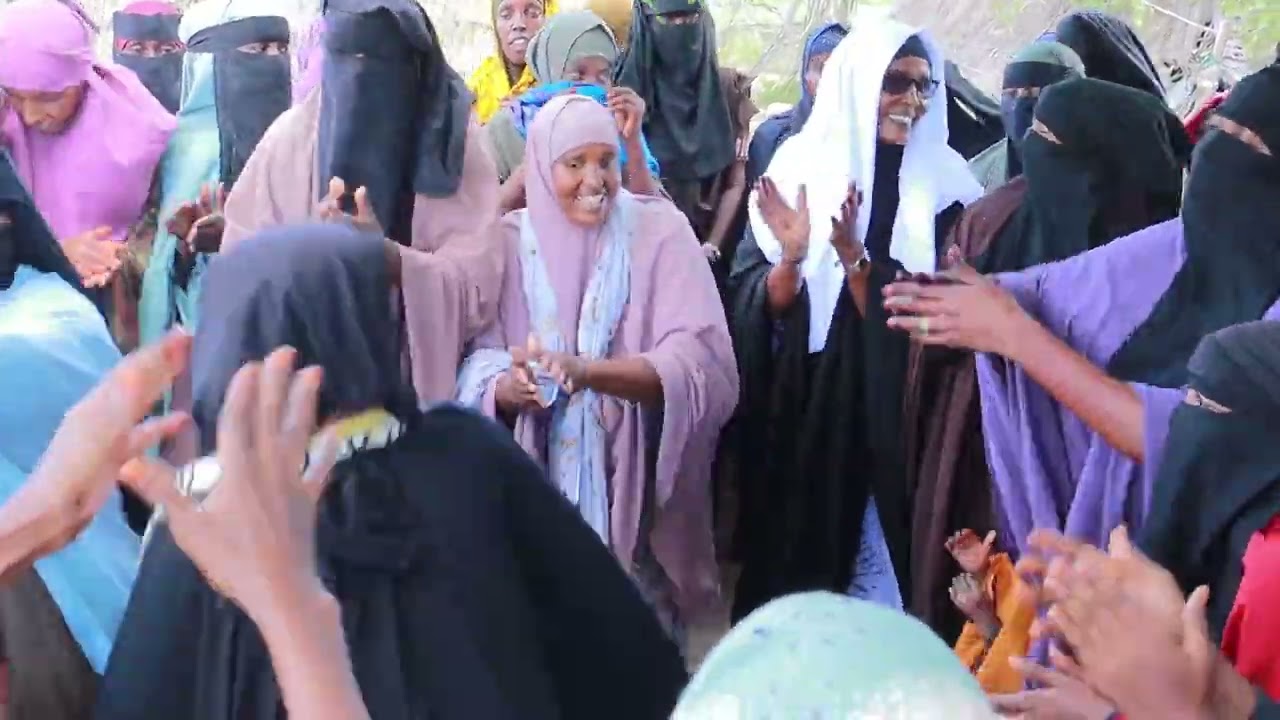HAMBALYO. SALAH ABDULLAHI IYO MARWADHISA JAWAHIR OMAR
