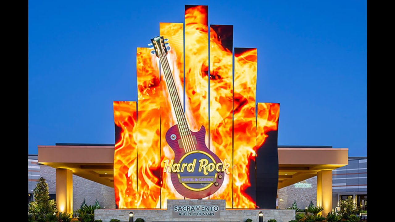 Walking around Hard Rock Hotel Casino, Wheatland, CA. near Sacramento.