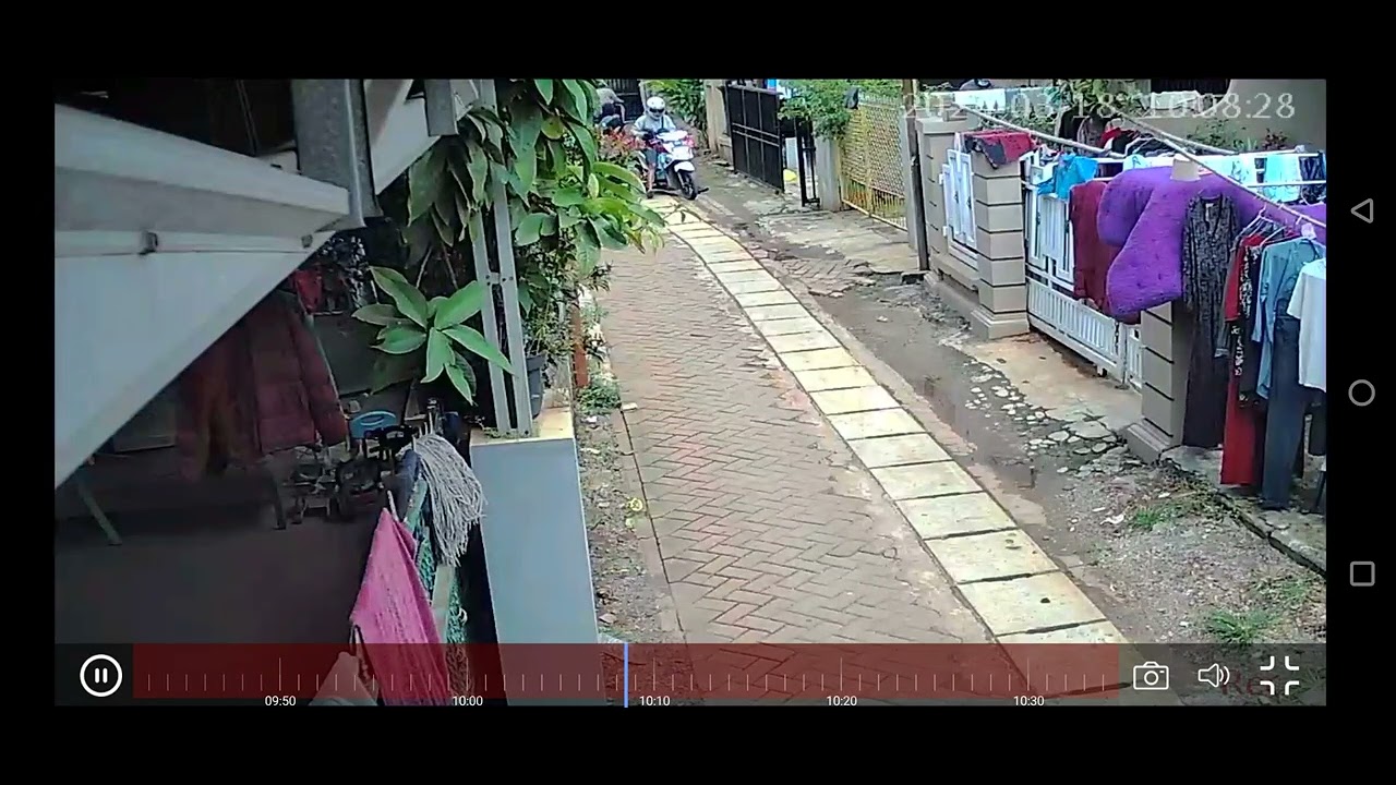 Rekaman CCTV yang merekam ada uler di jalan Kp. Kosong GG. Musholla Al Jihad 2