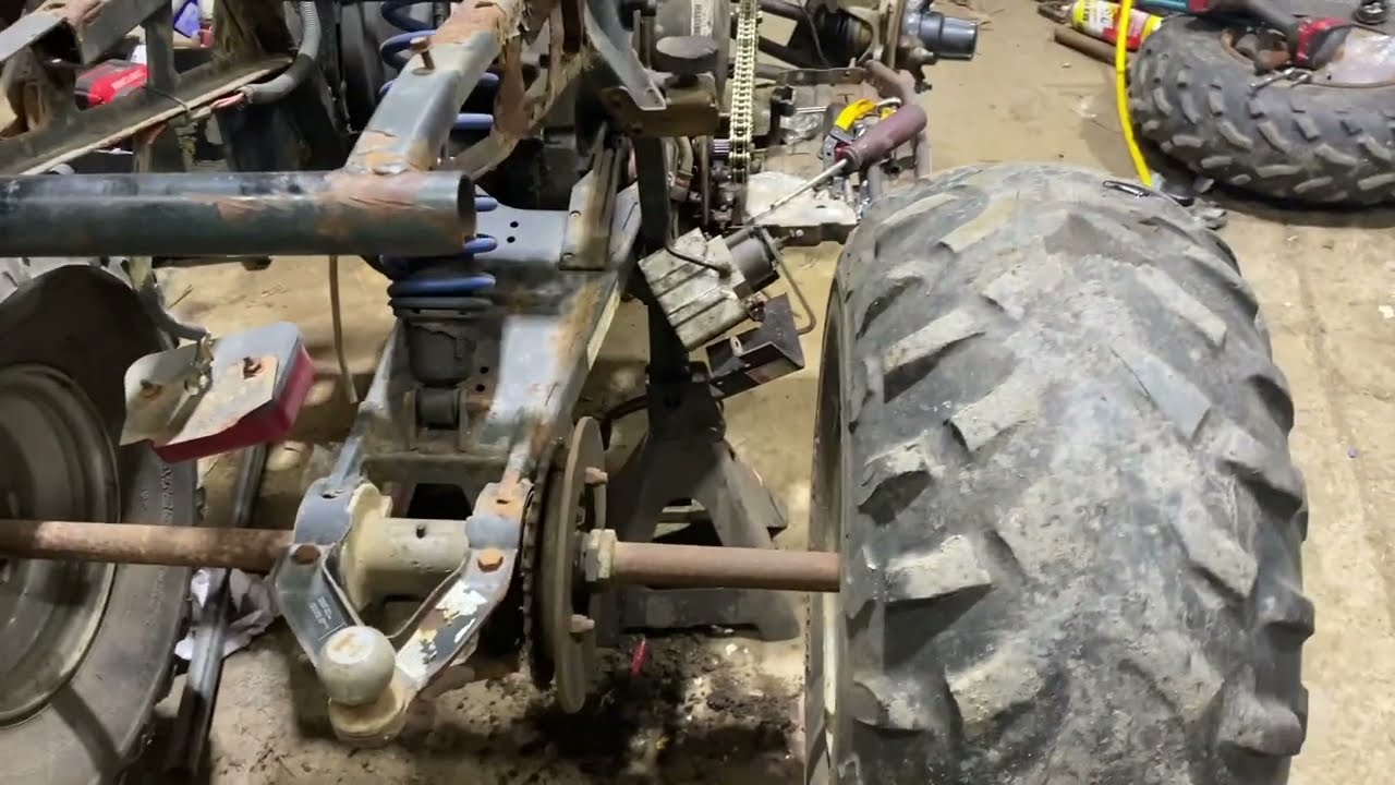 Как заменить задний подшипник ступицы на Polaris Magnum 425 4x4 1996 года выпуска