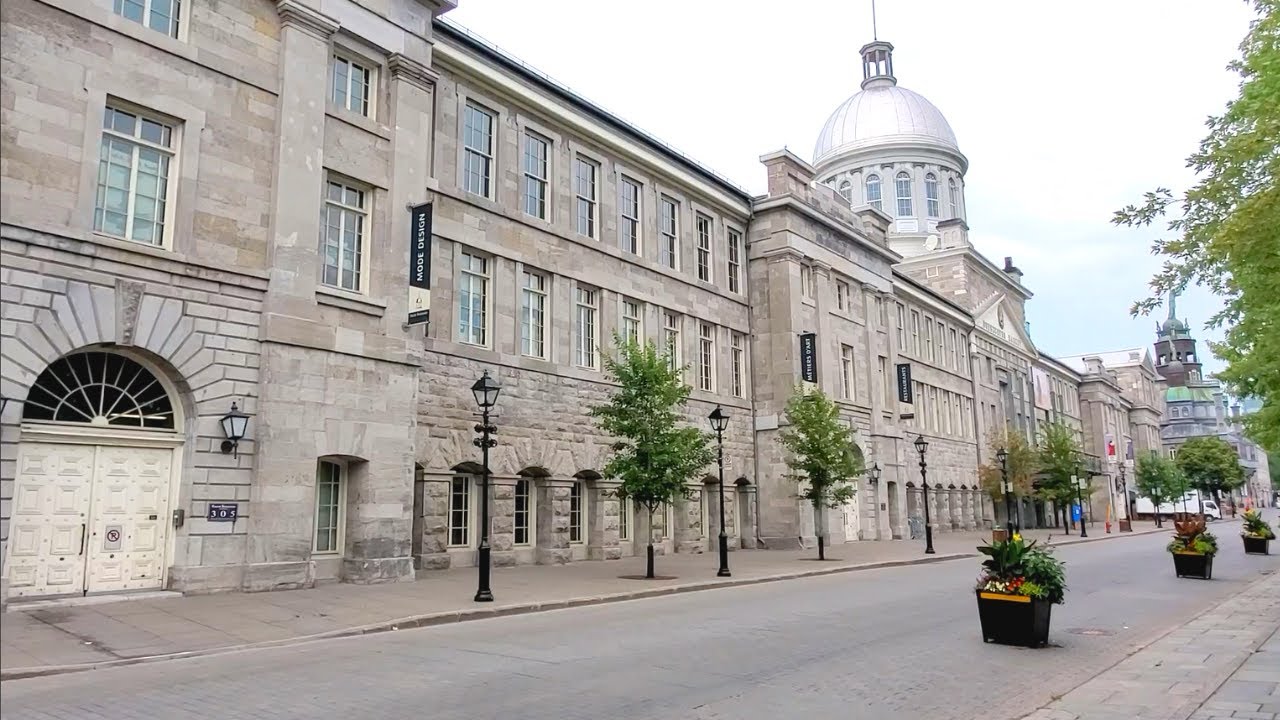 Old montreal / old port walking tour  2021 during Covid/ Where to go in Montréal /Can in Canada