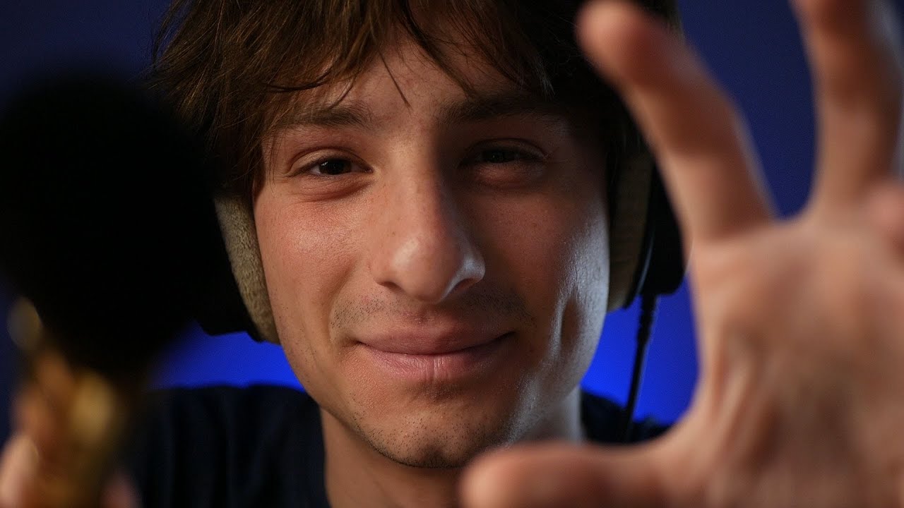 ASMR Attentions Personnelles 🤭 (Caresses, Tapping, Chuchotement..)