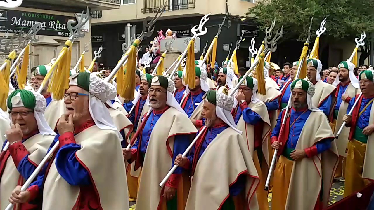 Himno ELDA Musulmana. Impresionante boato. Moros y Cristianos 2017