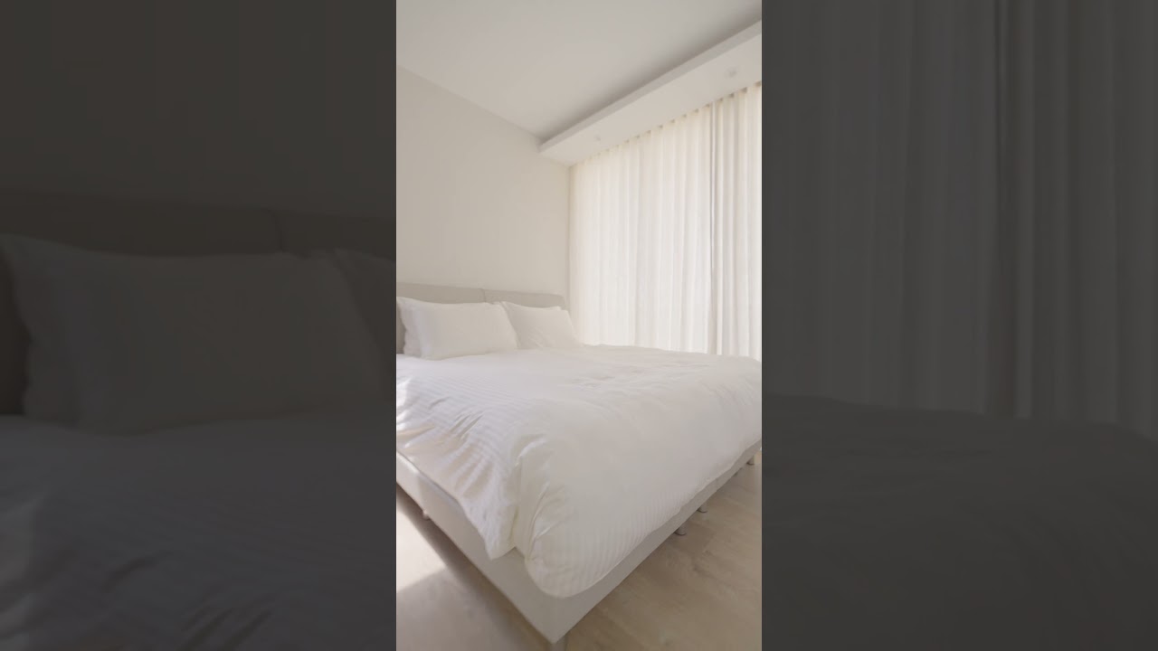 Bellewaters 4 Bedroom Condo (Rustic Wabi Sabi Inspired by Thailand)