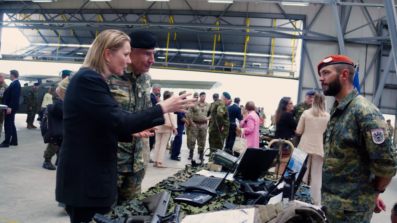 Visit of the European Union Political and Security Committee and the EU Military Committee to EUFOR