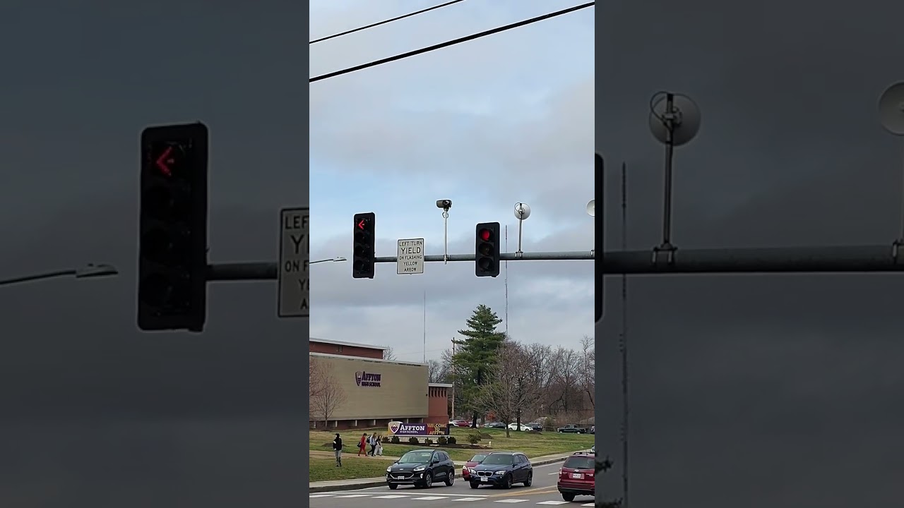 Flashing The Traffic Lights At Affton High School On A Wet And Gross Day 