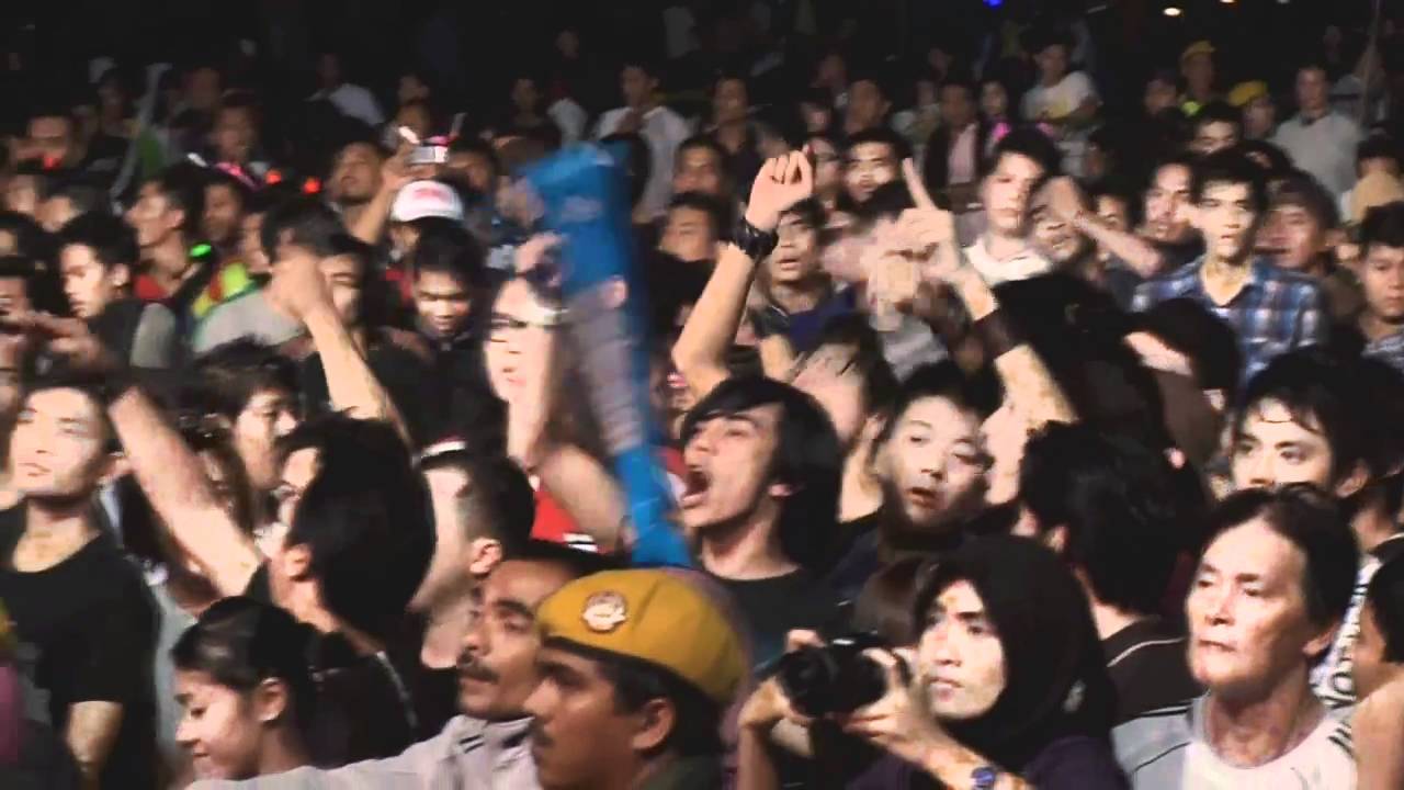 Hujan - Mencari Konklusi/Ludah Amerika LIVE at Penang