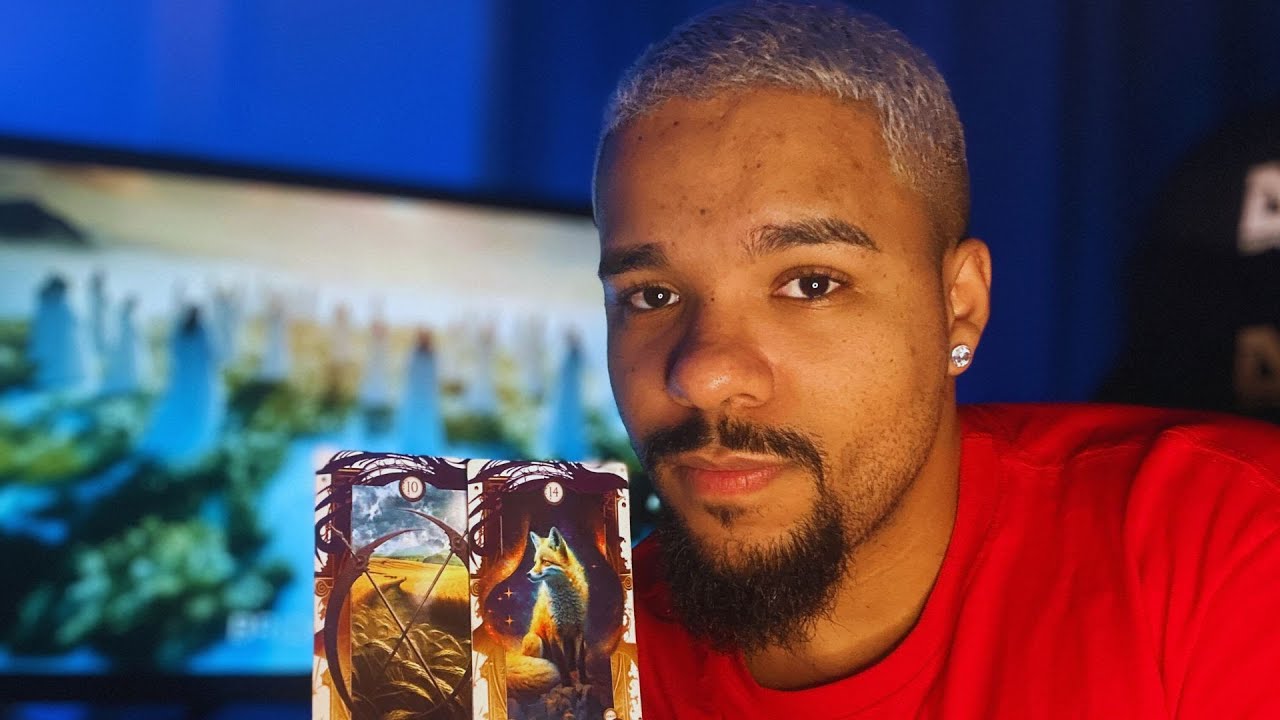 ALGUÉM ESTA APAIXONADOA POR VOCÊ EM SEGREDO! TAROT REVELA QUEM É!