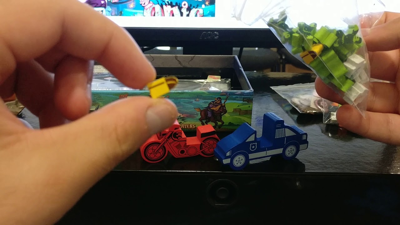 Unboxing Tiny Epic Zombies by Gamelyn Games (Kickstarter Deluxe)