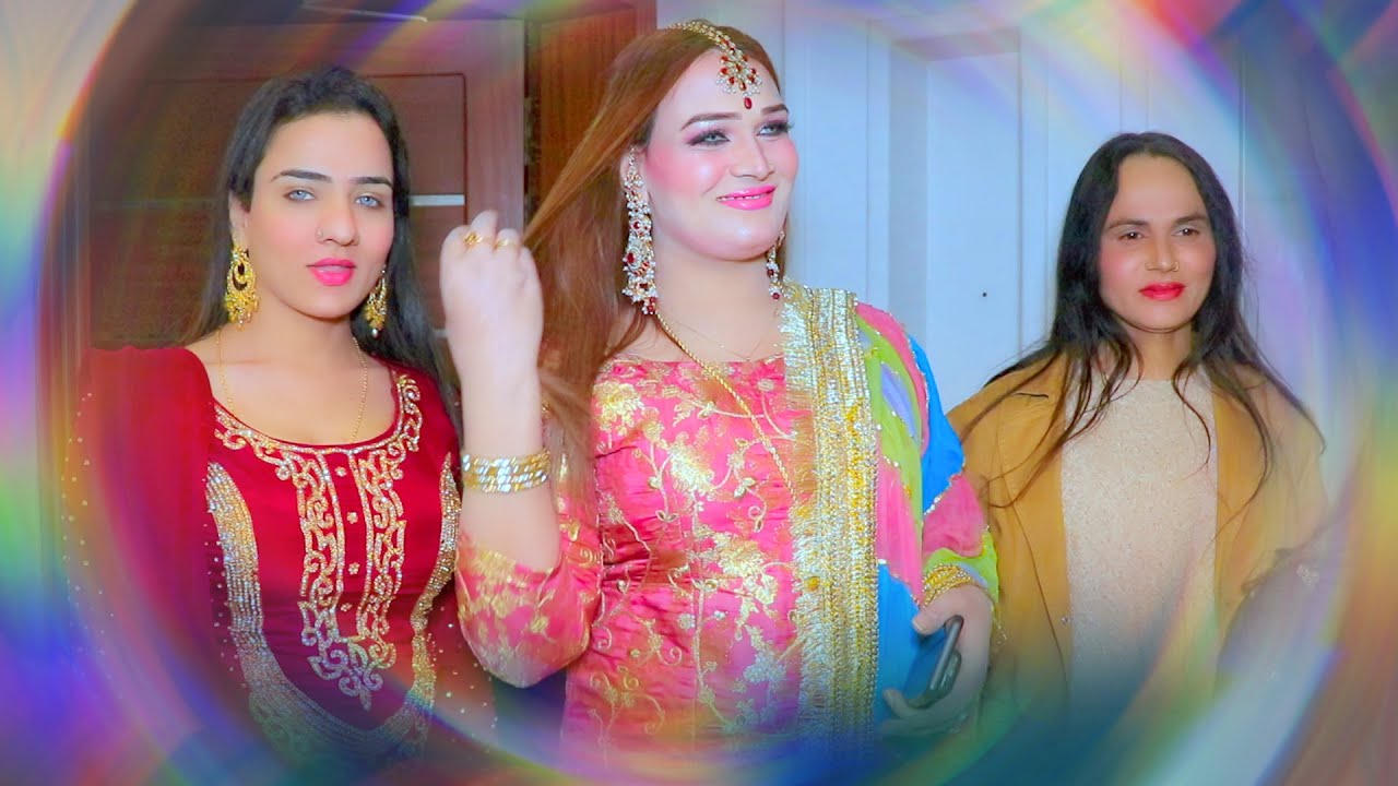Letest Entry ! Best Of Romantic ! New Hot Bollywood Song Dance Performance 2024