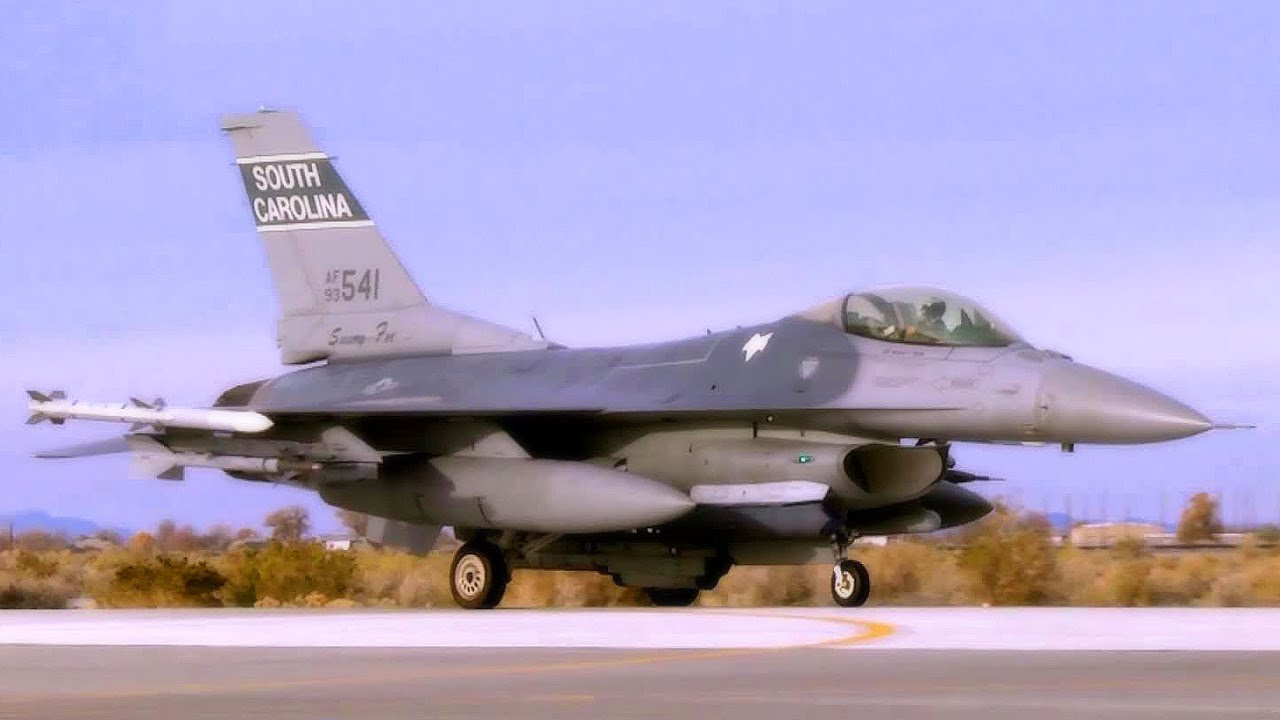 U.S. Air Force F-16 Fighting Falcons @ Naval Air Station Fallon, Nevada
