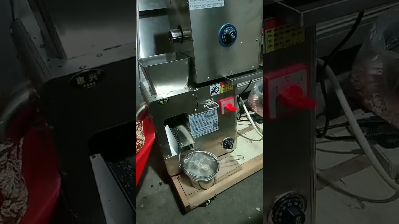 Automatic oil press machine