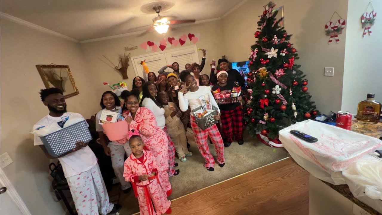 Christmas/New years Eve with The Fam went like this💚🎄🎆… (Ep.16)